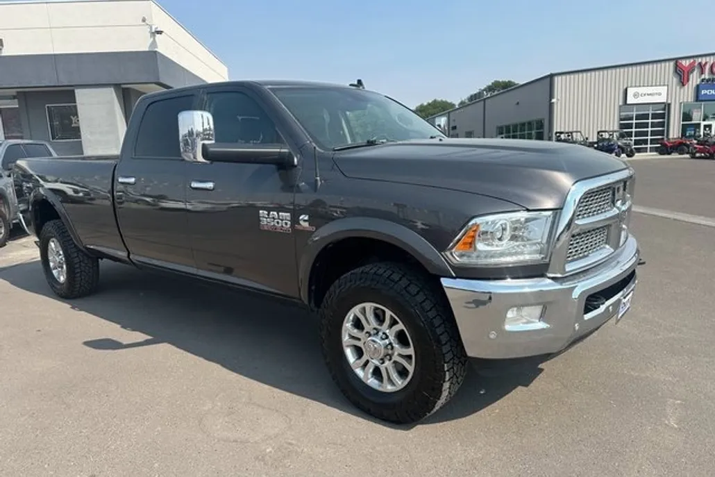 2017 Ram 3500 Laramie photo 1