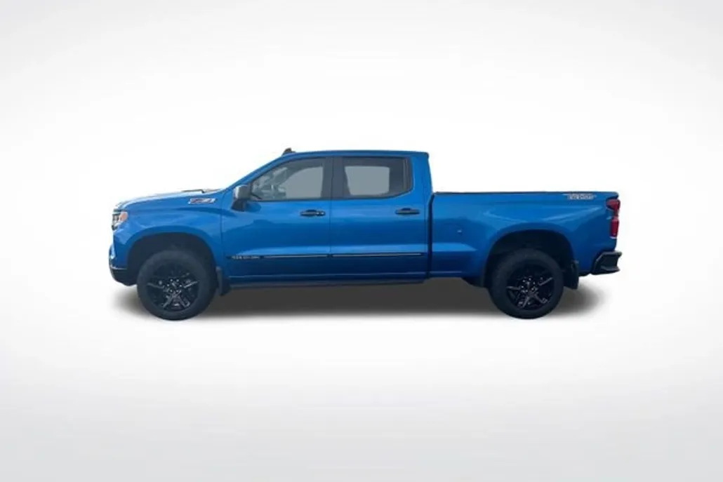 2022 Chevrolet Silverado 1500 LT Trail Boss photo 1
