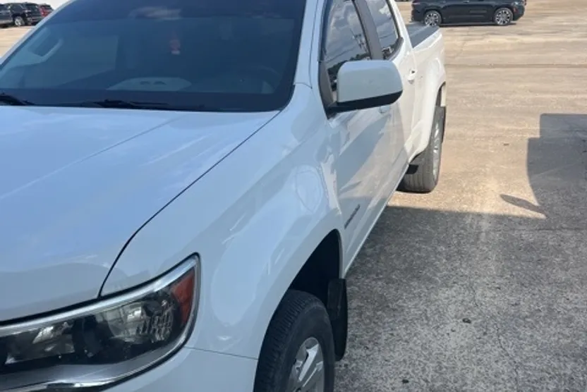 2020 Chevrolet Colorado LT photo 1