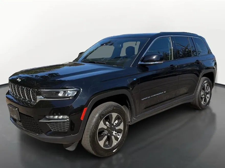 2024 Jeep Cherokee Limited 4xe photo 1