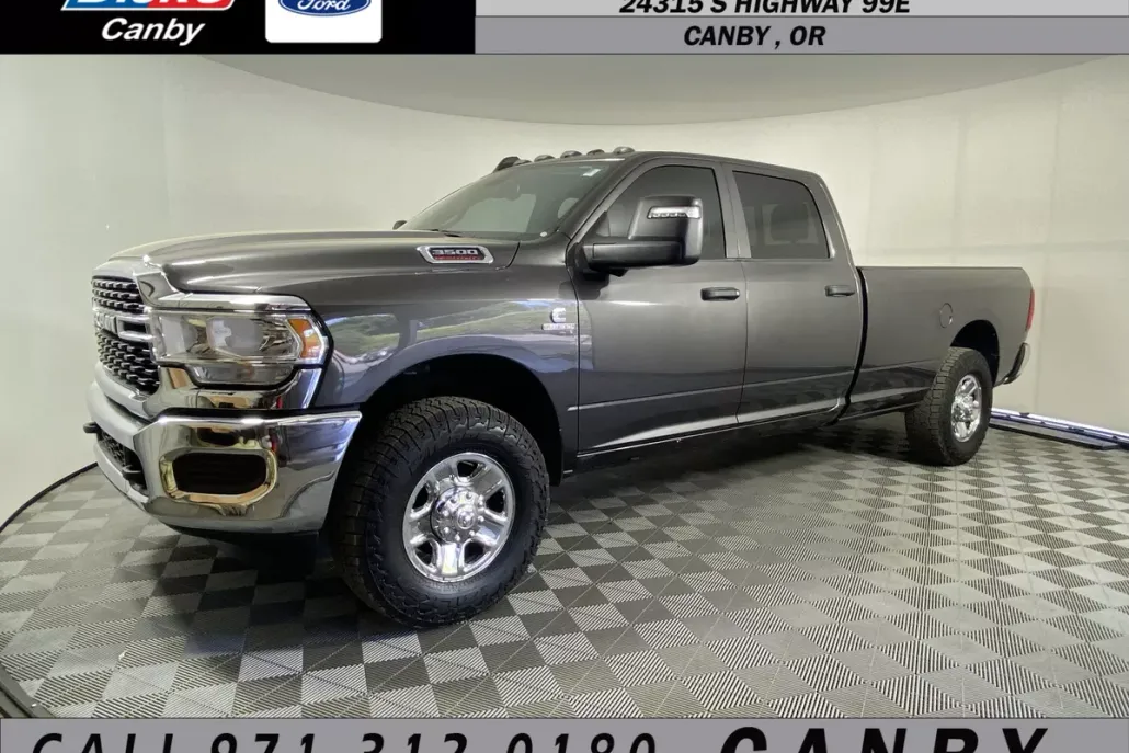 2024 Ram 3500 Tradesman photo 1