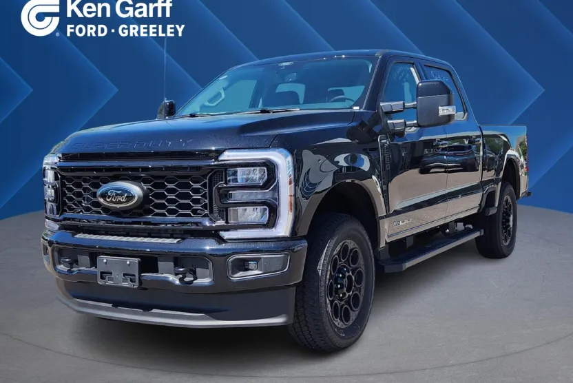 2025 Ford F-250 Lariat photo 1