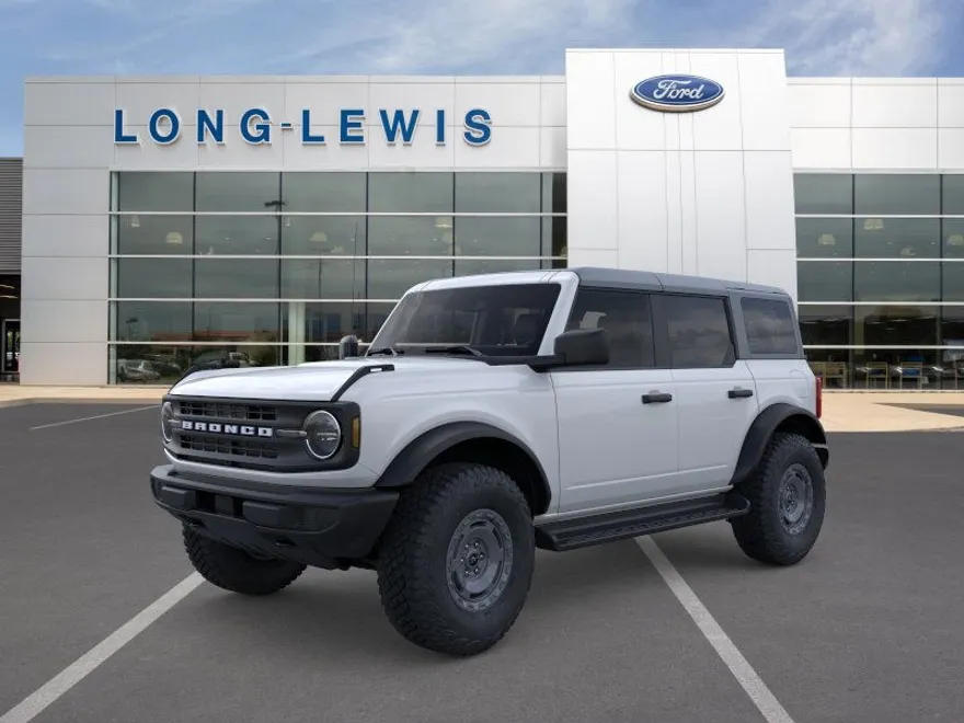 2025 Ford Bronco Base photo 1