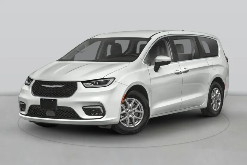 2023 Chrysler Pacifica Touring L photo 1