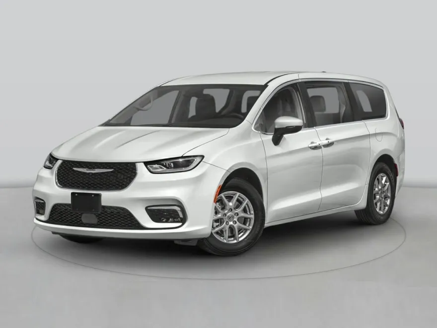 2023 Chrysler Pacifica Touring L photo 1