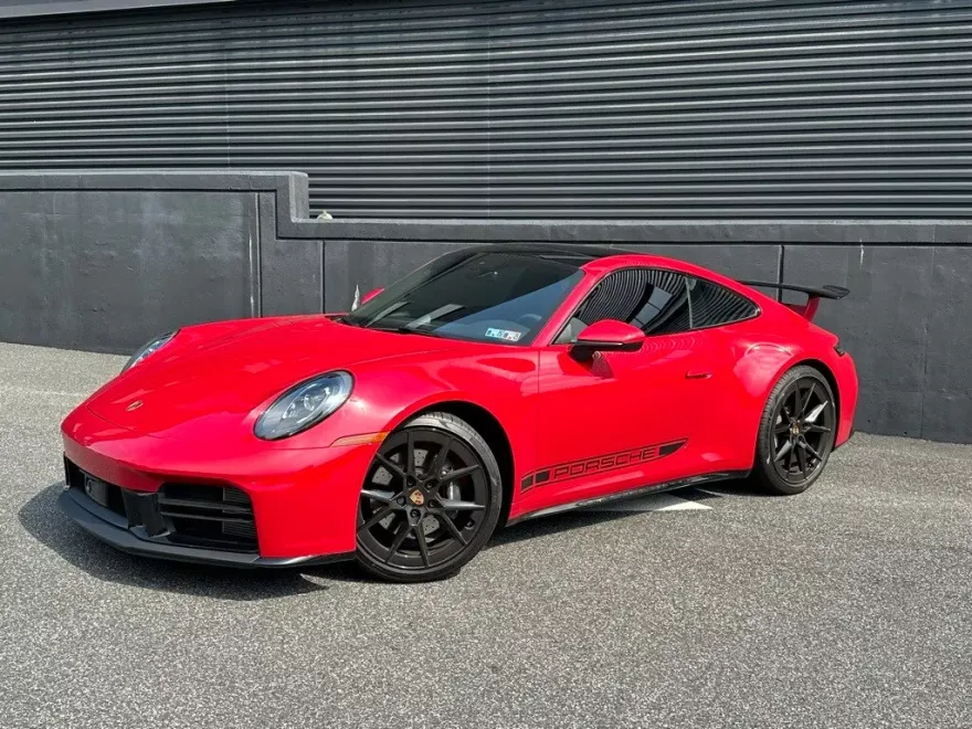 2025 Porsche 911 photo 1