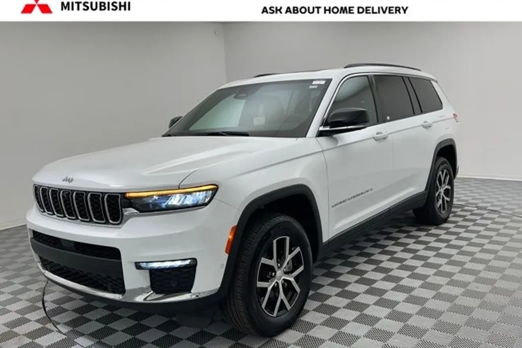 2024 Jeep Grand Cherokee Limited photo 1