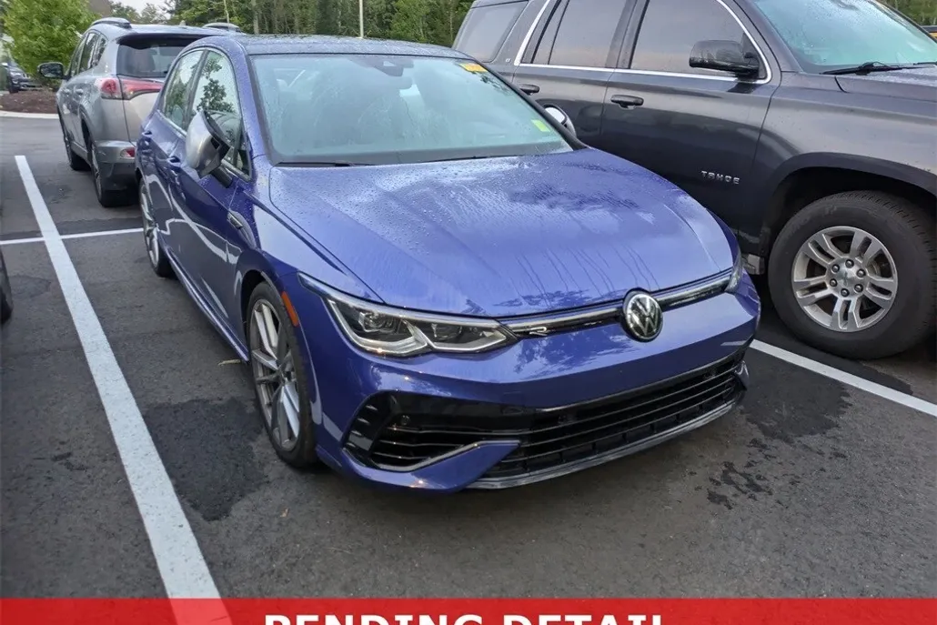 2024 Volkswagen Golf R photo 1