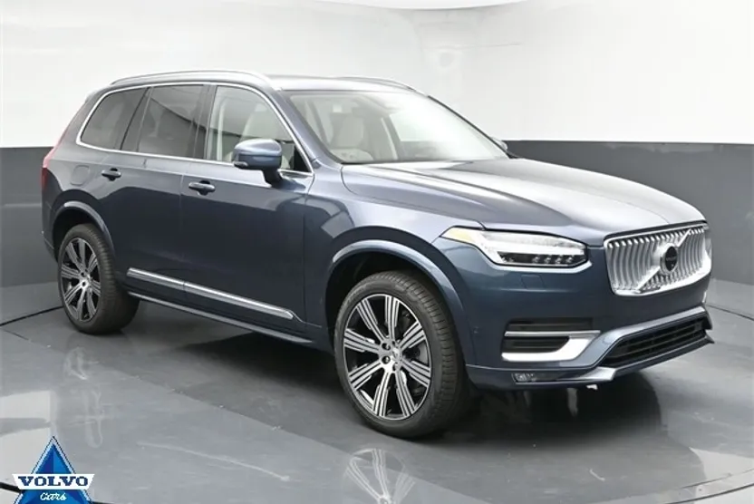 2025 Volvo XC90 Plus photo 1