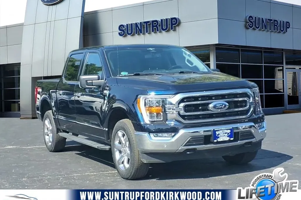 2023 Ford F-150 XLT photo 1