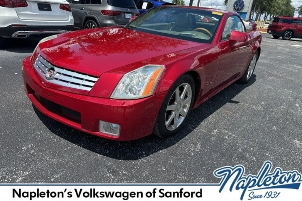 2004 Cadillac XLR Base photo 1