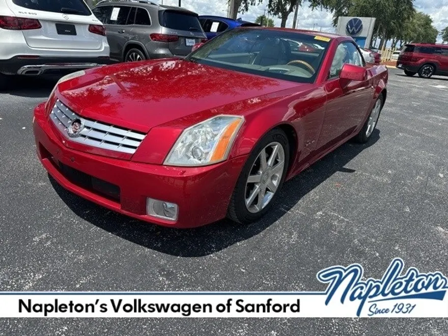 2004 Cadillac XLR Base photo 1
