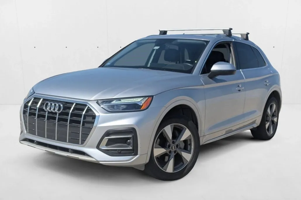 2023 Audi Q5 Premium photo 1