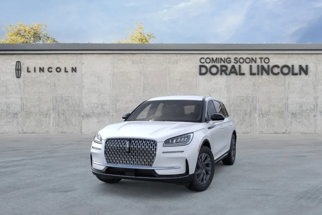 2025 Lincoln Corsair Premiere photo 1