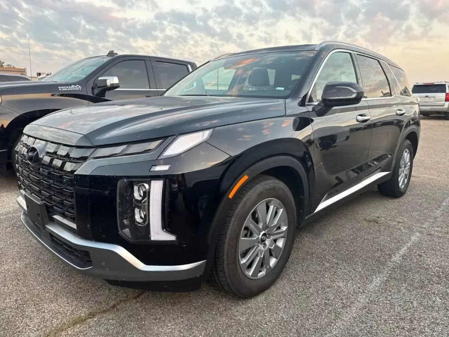2024 Hyundai Palisade SEL photo 1