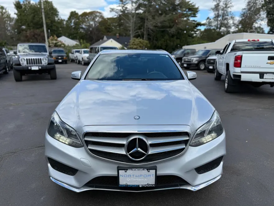2014 Mercedes Benz E 350 4MATIC Sedan photo 1