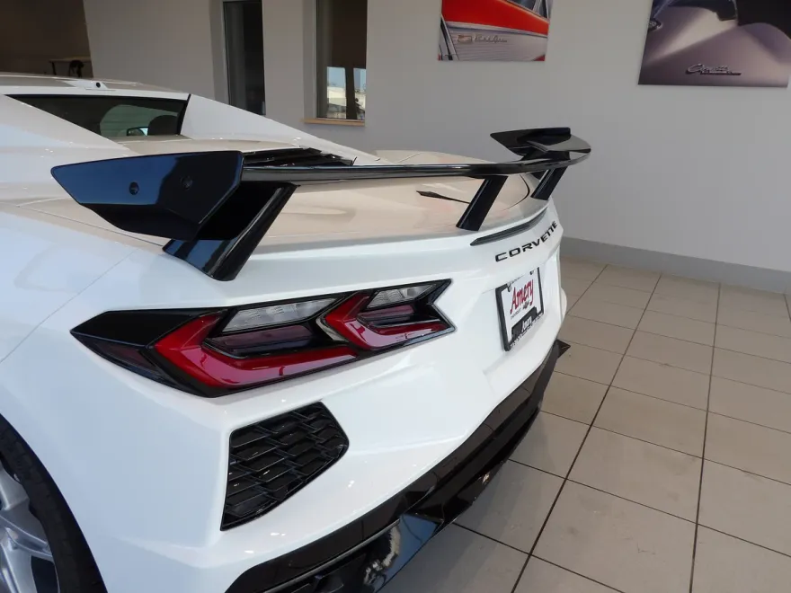2024 Chevrolet Corvette Stingray 1LT photo 1