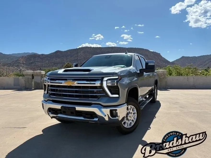 2024 Chevrolet Silverado 3500HD LTZ photo 1