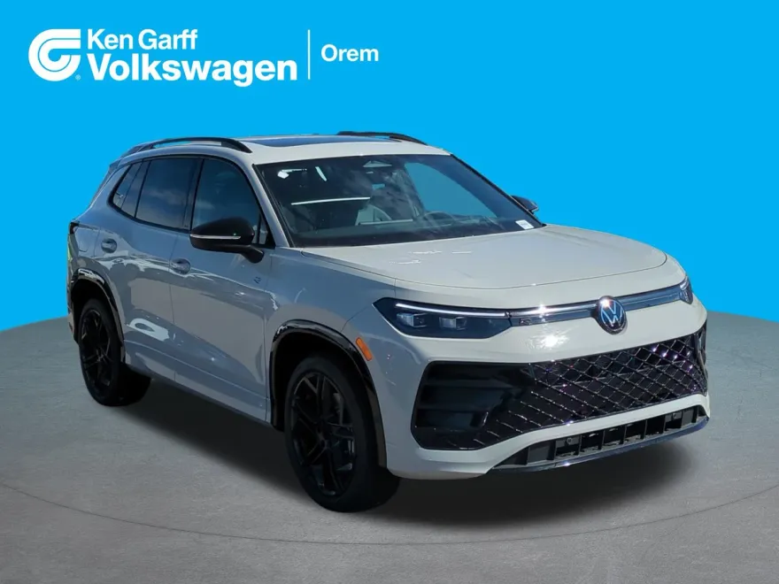 2025 Volkswagen Tiguan SE R-Line Black photo 1