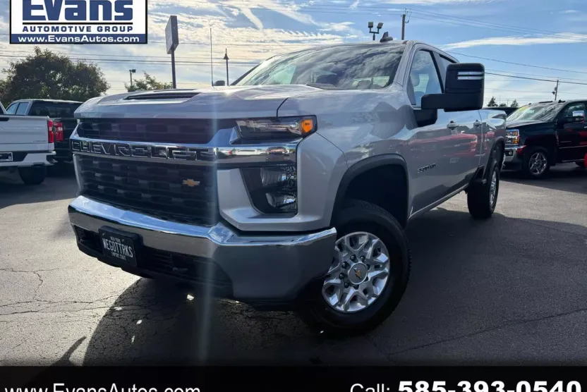 2022 Chevrolet Silverado 3500HD LT photo 1
