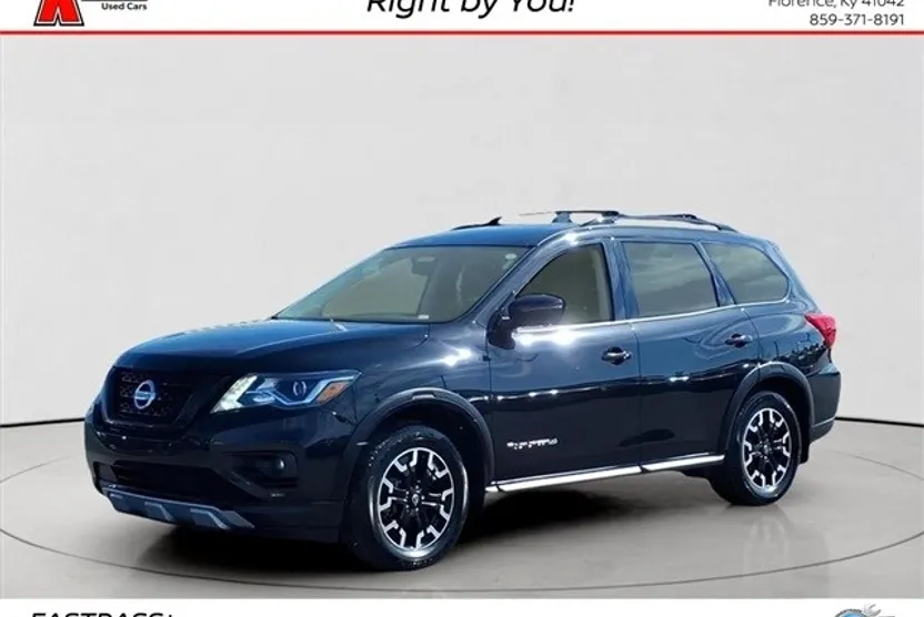 2020 Nissan Pathfinder SL photo 1