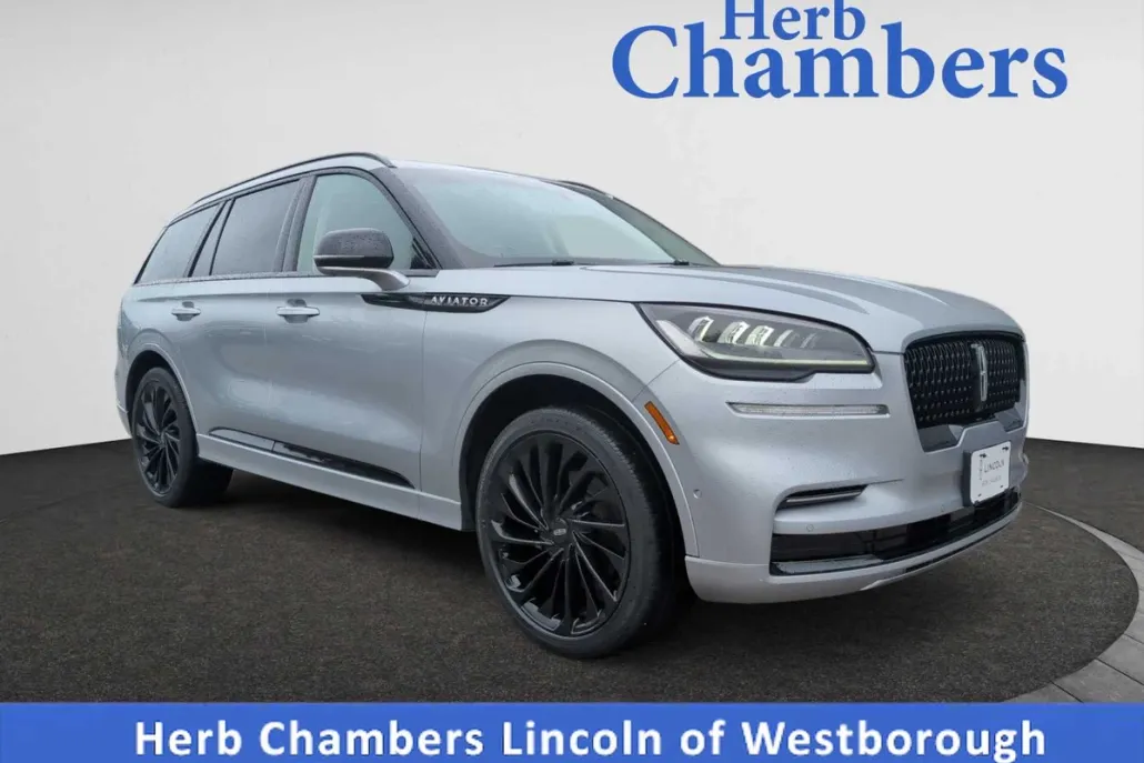 2023 Lincoln Aviator Reserve photo 1