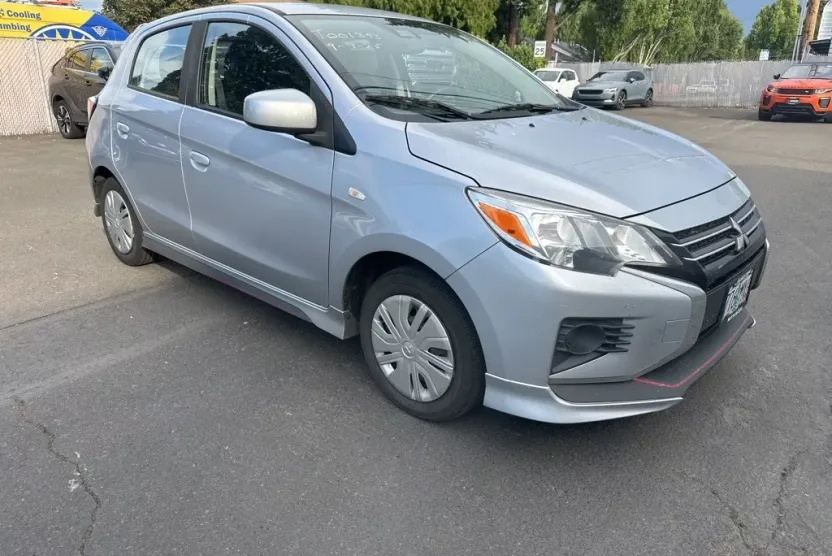 2021 Mitsubishi Mirage ES photo 1