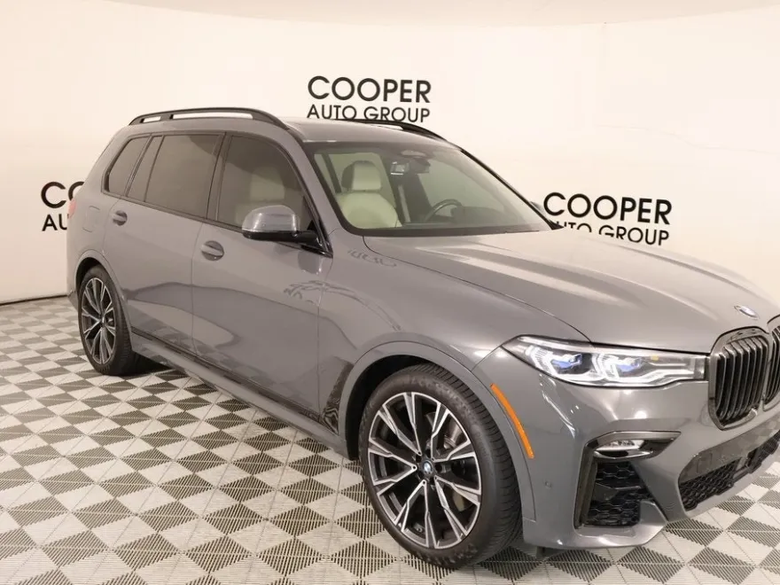 2021 Bmw X7 M50i photo 1