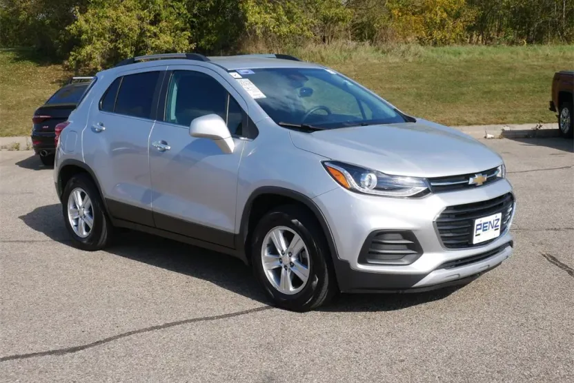2017 Chevrolet Trax LT photo 1