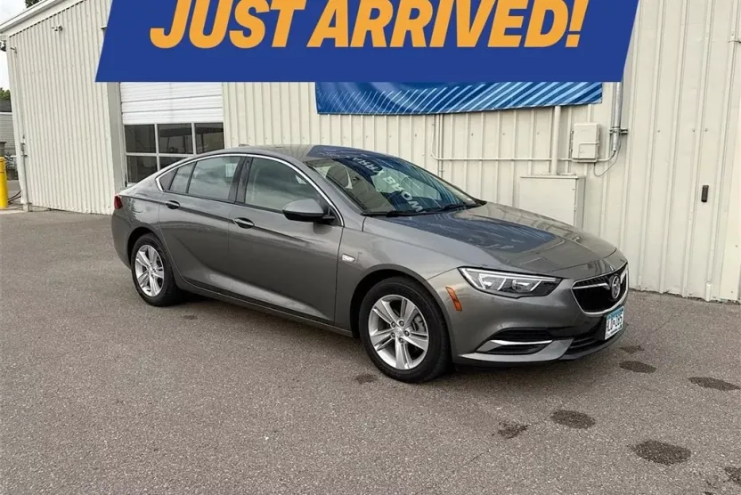 2018 Buick Regal Sportback Preferred photo 1