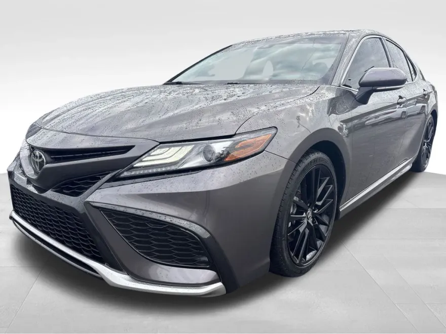 2021 Toyota Camry XSE photo 1