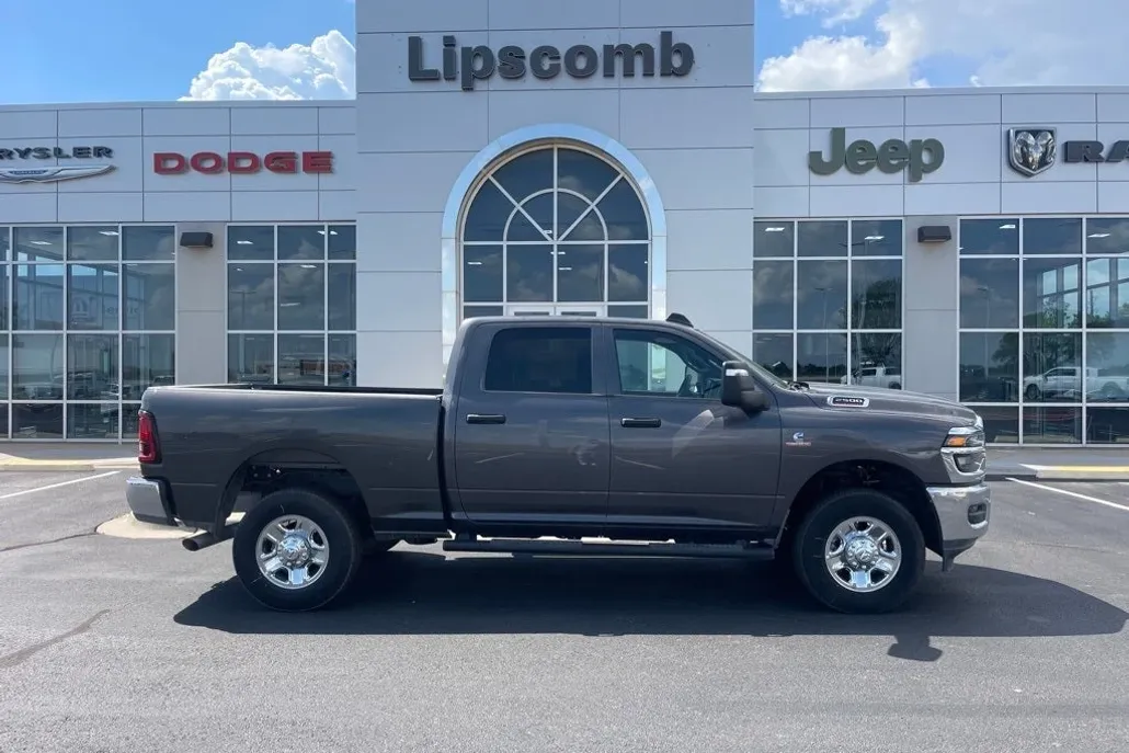 2025 Ram 2500 Tradesman photo 1