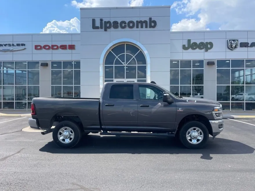 2025 Ram 2500 Tradesman photo 1