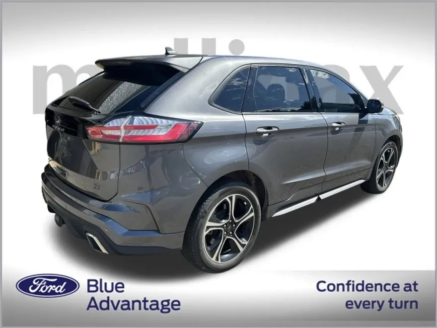 2021 Ford Edge ST photo 1