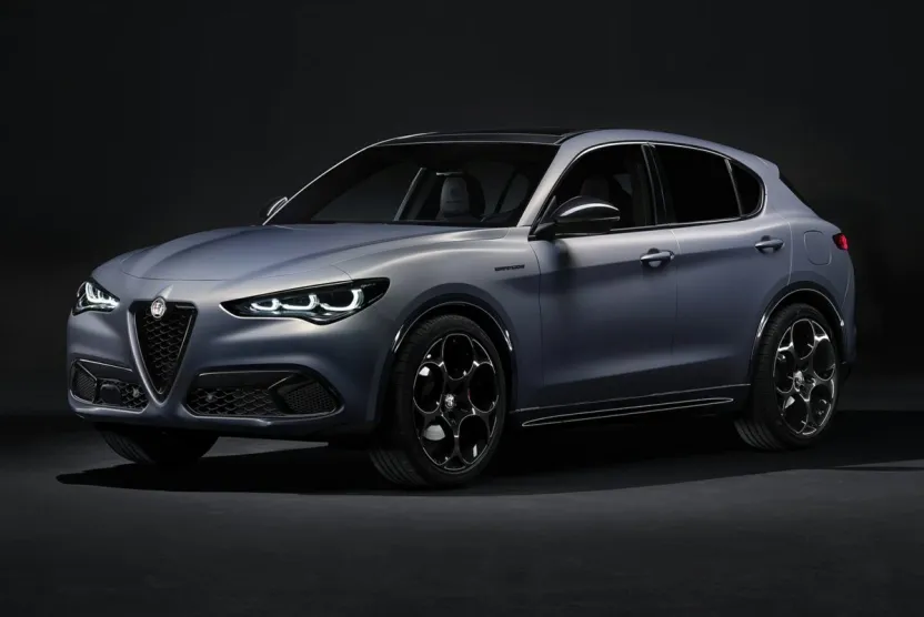 2024 Alfa Romeo Stelvio Tributo Italiano photo 1