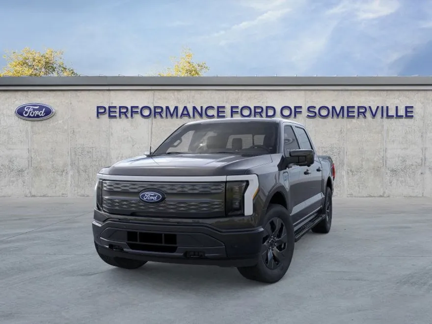 2025 Ford F-150 Lightning Lariat photo 1