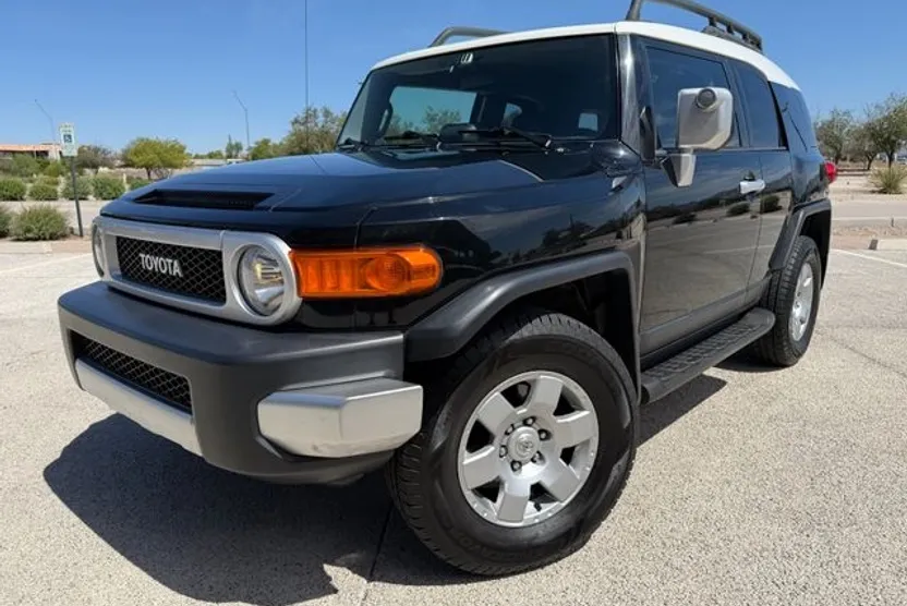 2007 Toyota FJ Cruiser Base photo 1
