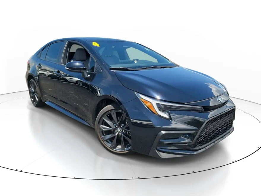 2024 Toyota Corolla SE photo 1