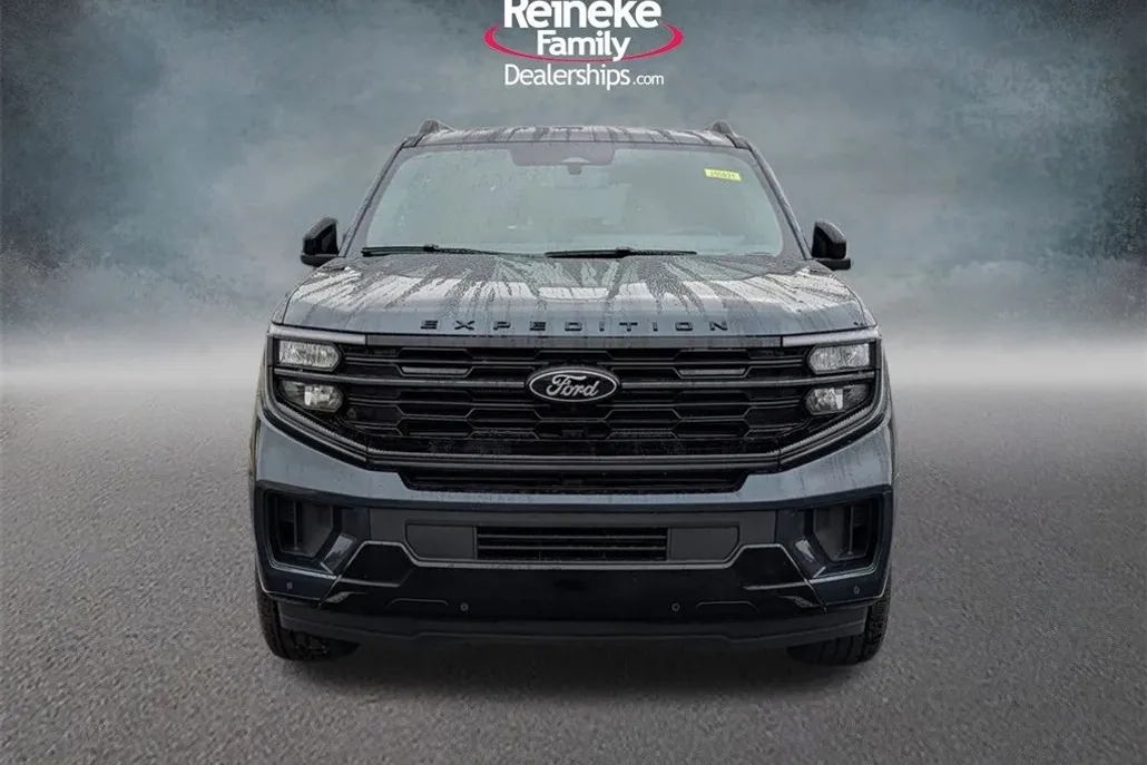 2025 Ford Expedition Platinum photo 1
