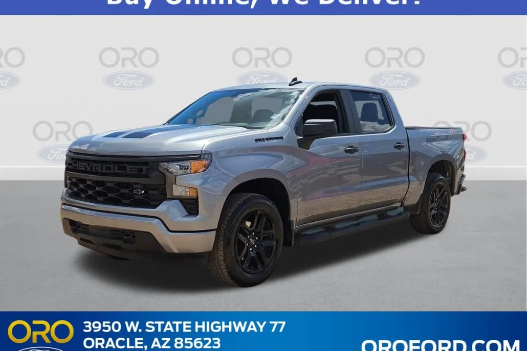 2024 Chevrolet Silverado 1500 Custom photo 1