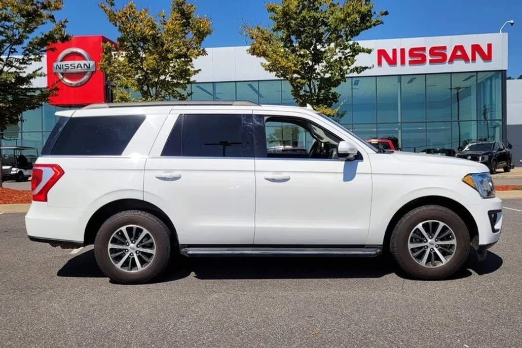 2018 Ford Expedition XLT photo 1