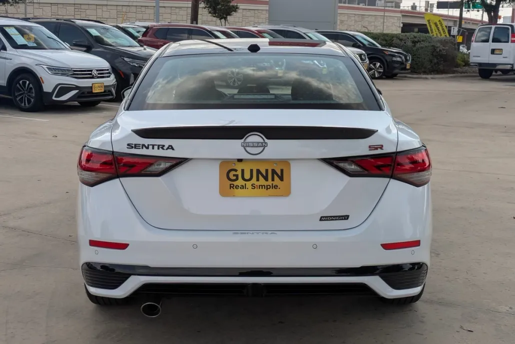 2025 Nissan Sentra SR Midnight Edition photo 1