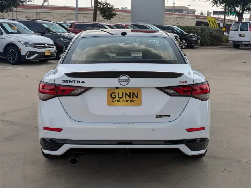 2025 Nissan Sentra SR Midnight Edition photo 1