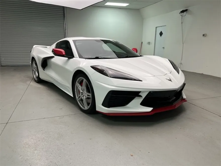 2024 Chevrolet Corvette Stingray 2LT photo 1