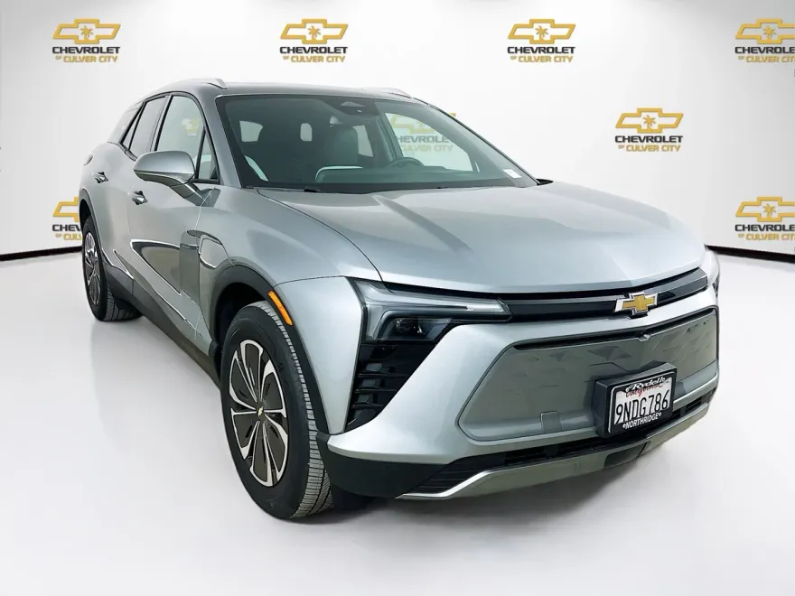 2024 Chevrolet Blazer EV photo 1