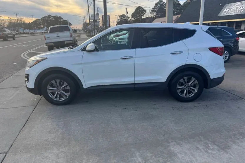 2015 Hyundai Santa Fe Sport GL photo 1