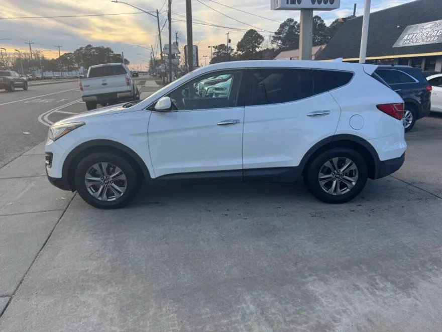 2015 Hyundai Santa Fe Sport GL photo 1