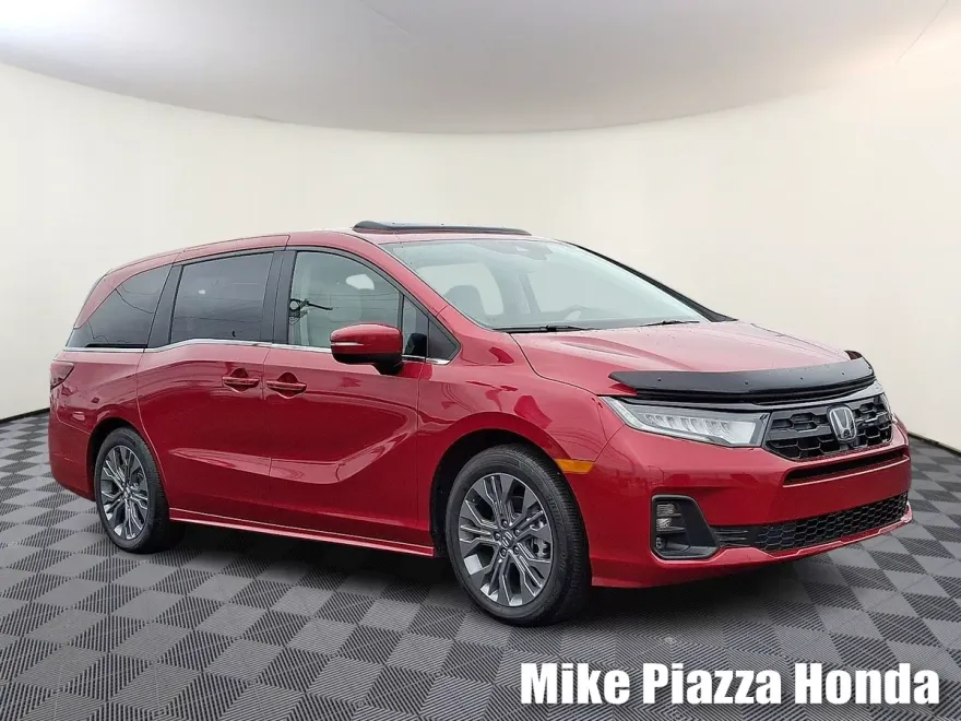 2025 Honda Odyssey Touring photo 1