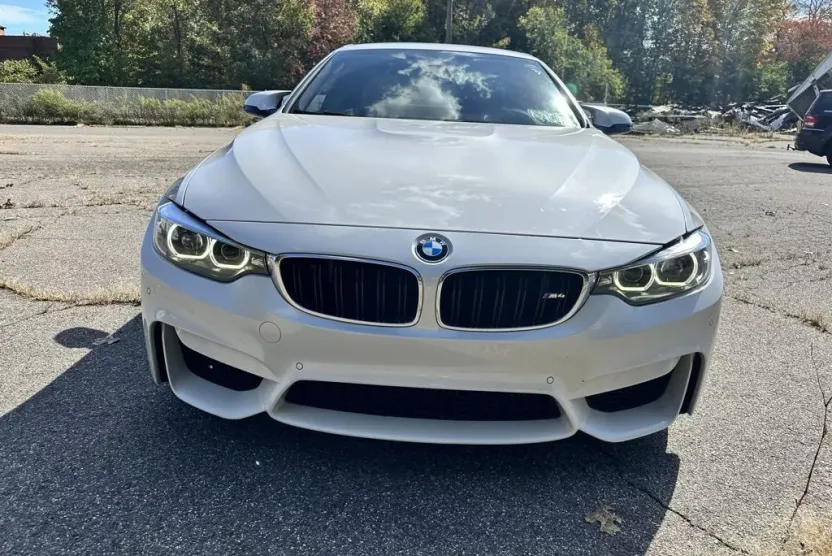 2020 Bmw M4 Convertible photo 1