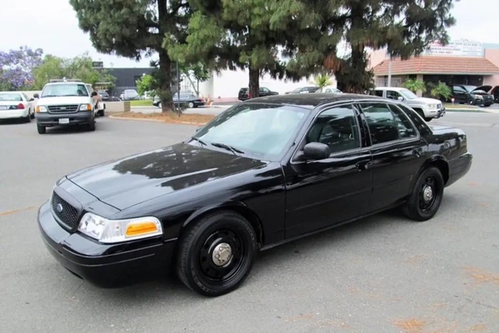 2011 Ford Crown Victoria Police Interceptor photo 1